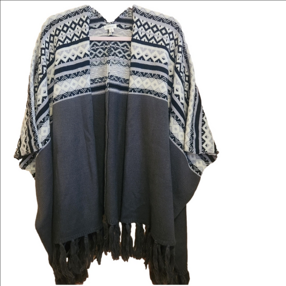 DEBUT CARDIGAN / PONCHO / OPEN FRONT SWEATER WITH FRINGE DETAIL - OS - Picture 1 of 3